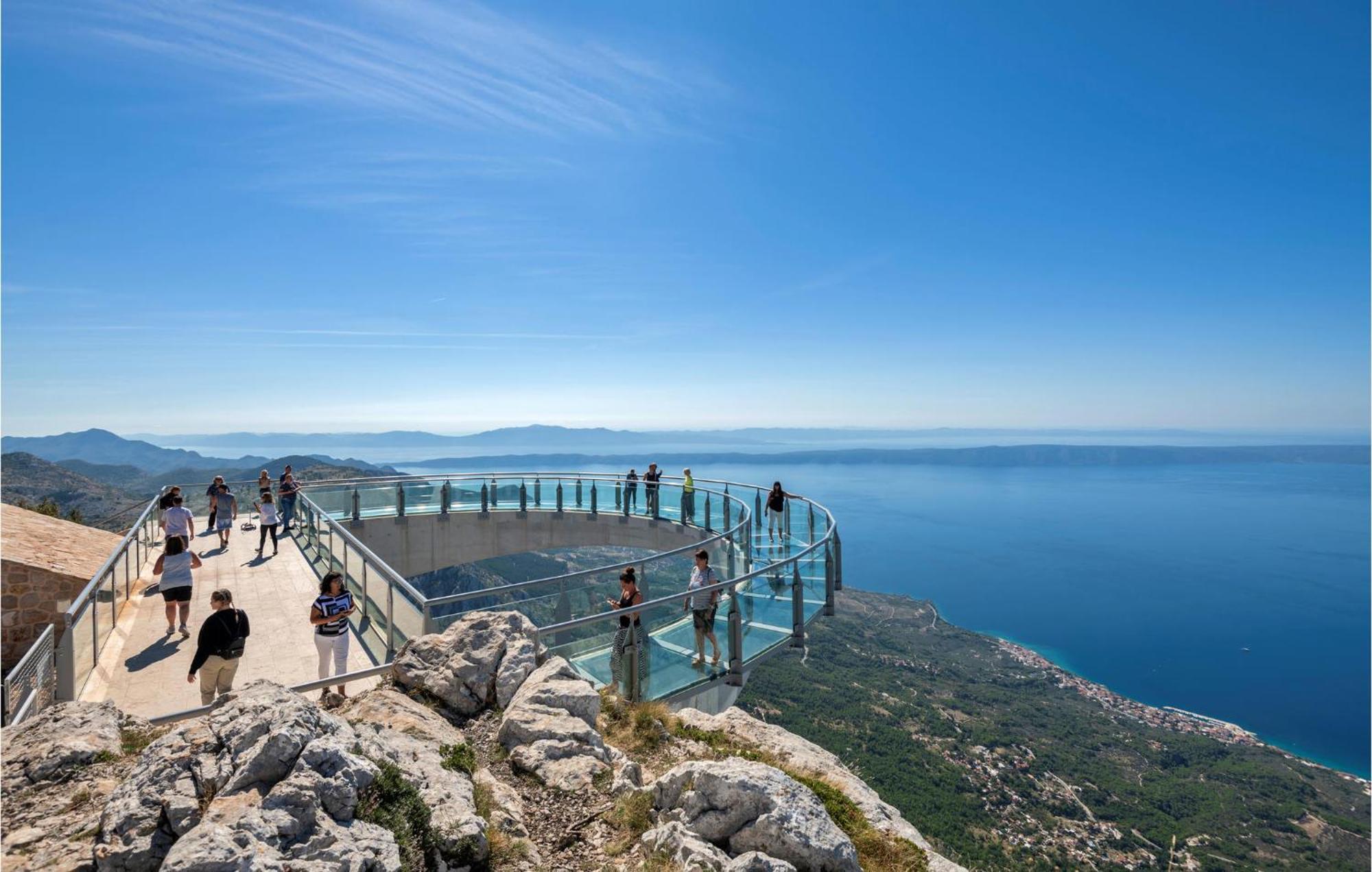 1 Bedroom Beautiful Apartment In Baska Voda Exterior photo